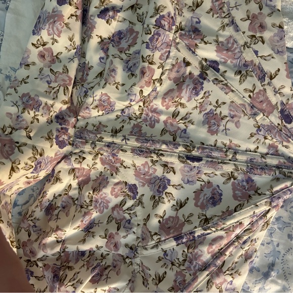 Floral corset top - Picture 2 of 3